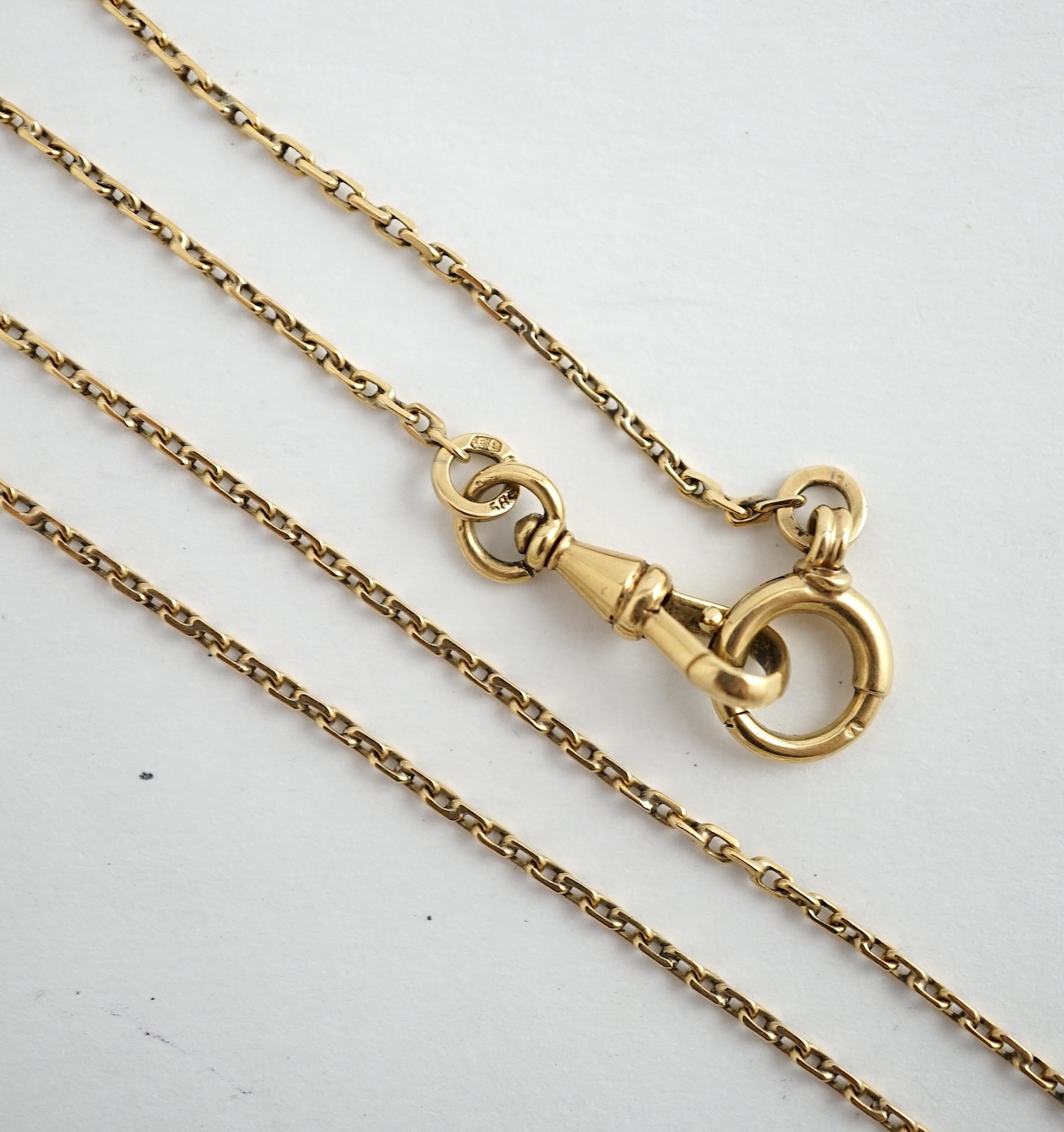 A modern 14k guard chain